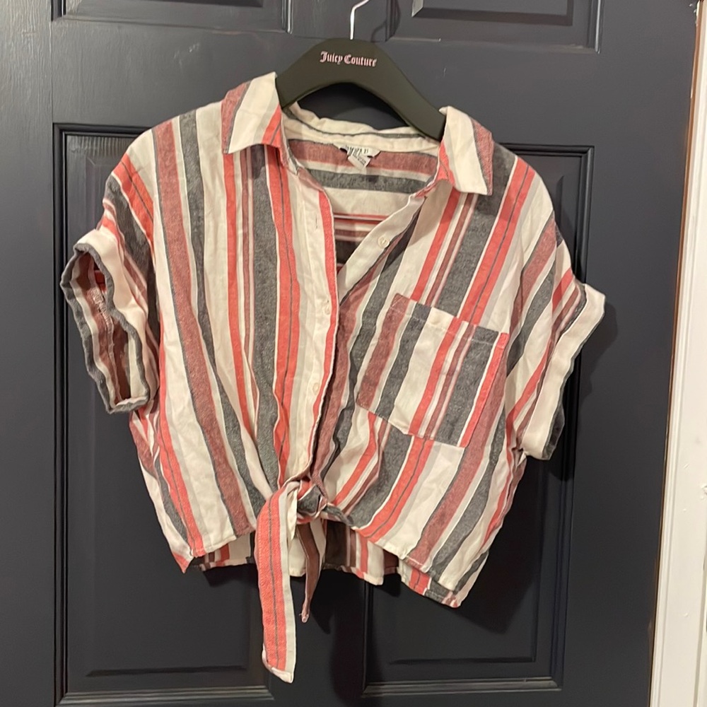 Cropped striped button up
